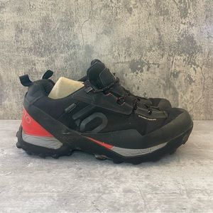 Five Ten 5.10 Camp Four Goretex Hiking Boots Mens sz 11.5